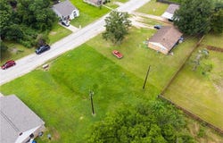 401 W Kleb, Caldwell, TX 77836