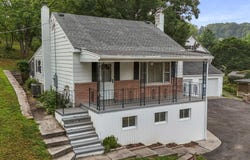 41 FRANKLIN STREET, BERKELEY SPRINGS, WV 25411