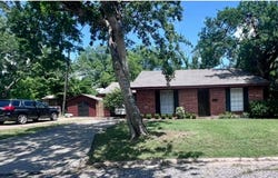 1206 Earl Street, Commerce, TX 75428