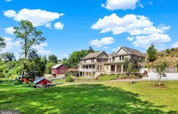 15 GIFT ROAD, HAMBURG, PA 19526