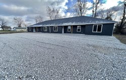 412 S Court Street, Seymour, MO 65746