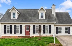 332 Brookside Court, Kernersville, NC 27284