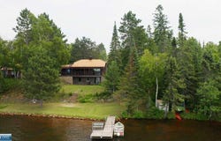 8921 Palm Rd, Britt, MN 55710