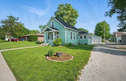 604 W 2nd Avenue, Indianola, IA 50125