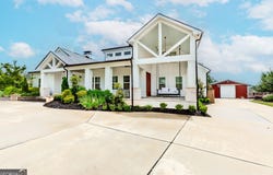 6044 Wade Orr, Flowery Branch, GA 30542