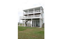 1355 Keith, Gilchrist, TX 77617