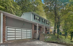 355 ARDEN, GULPH MILLS, PA 19428