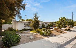 1686 Longwood Avenue, Claremont, CA 91711