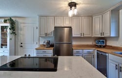 8206 SW PONCA Ct, Tualatin, OR 97062