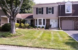 21 Dexter Dr N, Bernards Twp., NJ 07920