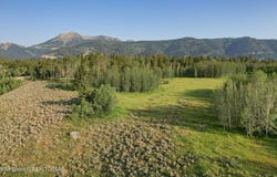 425-455 FALL CREEK, Wilson, WY 83014