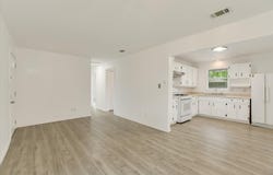 401 S Avenue C, Elgin, TX 78621