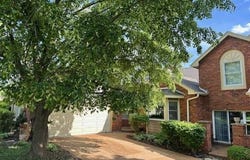 14300 Willow Spring Hill Drive, Chesterfield, MO 63017
