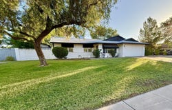 1742 W BUTLER Drive, Phoenix, AZ 85021