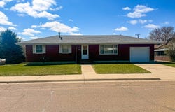 26 S 5th St E, Malta, MT 59538