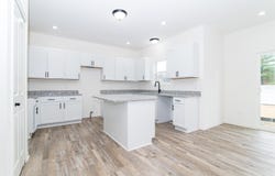 20233 Sunset Avenue, Livonia, MI 48152