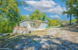 11854 W State Highway 90, Noel, MO 64854