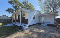 1302 E Court St, Paragould, AR 72450