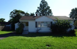 308 Seventh St., Carmi, IL 62821
