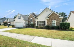 1316 Tumblerock Way, Loganville, GA 30052