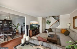 807 TRESCOTT PLACE, MOUNT LAUREL, NJ 08054