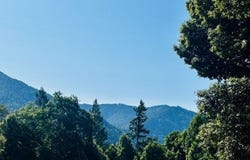 301 Orchard Park Ln, Willow Creek, CA 95573
