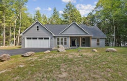 492 Point Drive, Mount Vernon, ME 04349