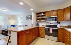 36 Irwin Street, Lewiston, ME 04240