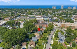 1440 Lewis Drive, Lakewood, OH 44107