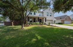 832 Hometown PKWY, Kyle, TX 78640