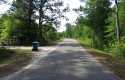 S Oak Road, Chattahoochee, FL 32324