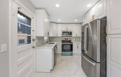 594 Fenworth Blvd, Franklin Square, NY 11010