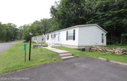 1215 Blue Mountain Circle, Saylorsburg, PA 18353