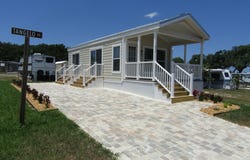 227 Oak Harbor CP, Haines City, FL 33844