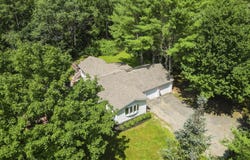 464 Meadow Road, Topsham, ME 04086