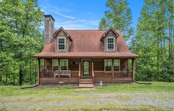 905 Hancock Mountain Trail, Waleska, GA 30183