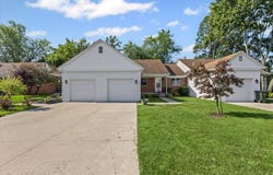 22830 Lincoln Court, Saint Clair Shores, MI 48082