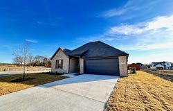 509 Brook View Drive, Van Alstyne, TX 75495