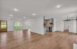 100 Grand Ridge Rd, Starkville, MS 39759