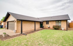 110 N Keystone, Enid, OK 73703