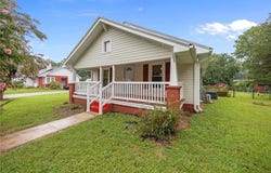 217 Moon Street, Thomasville, NC 27360