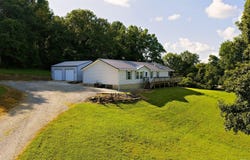 8666 E Ash Road, Bloomfield, IN 47424