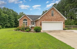 2472 Woods Stream Lane, Asheboro, NC 27205