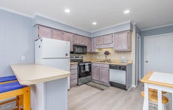 301 W Commerce Way, Atlantic Beach, NC 28512