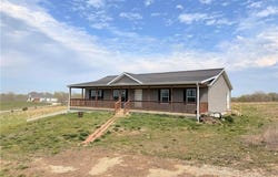 23160 235th Street, Leavenworth, KS 66048