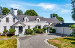 227 Foreside Road, Cumberland, ME 04110