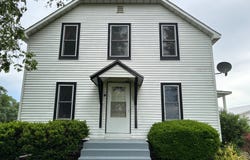 1341 320th St., Auburn, IA 51433