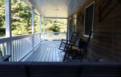 29 Beach St, Middleboro, MA 02346