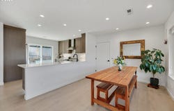 250 OFF RD, White Salmon, WA 98672