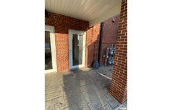 15 E SIDE Square, Canton, IL 61520